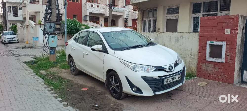 Toyota Yaris 1.5 G , All Accessories And Company Cng Kit 9kgs