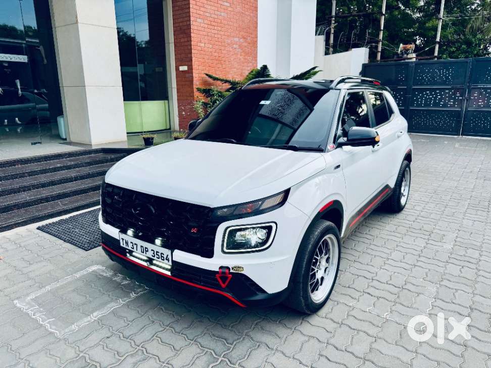 Hyundai Venue N Line 1.0 N8 Turbo Dct Dual Tone, 2022, Petrol