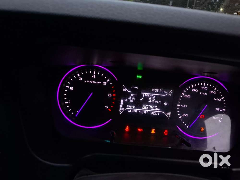 Mahindra Marazzo M2 8str, 2022, Diesel
