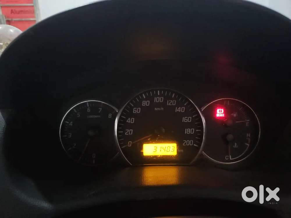 Maruti Suzuki Swift Dzire 2011 Petrol 32000 Km Driven