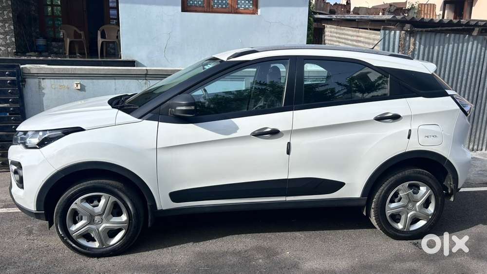 Tata Nexon Petrol 2023