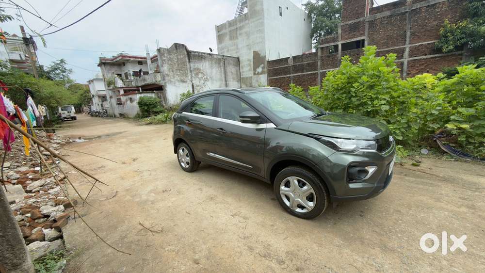Tata Nexon Petrol 37400 Km Driven