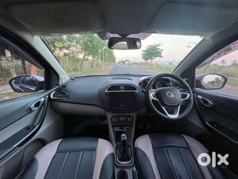 Tata Tiago, 2017, Petrol