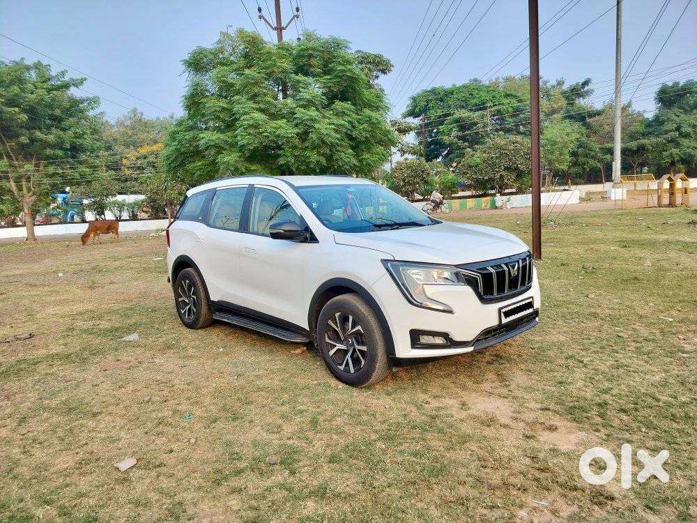Mahindra Xuv700 2.2 Mx Diesel Mt 5 Str, 2024, Diesel