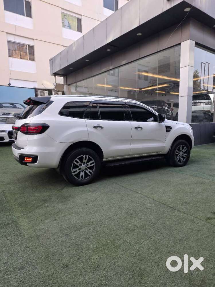 Ford Endeavour 3.2 Titanium At 4x4, 2017, Diesel