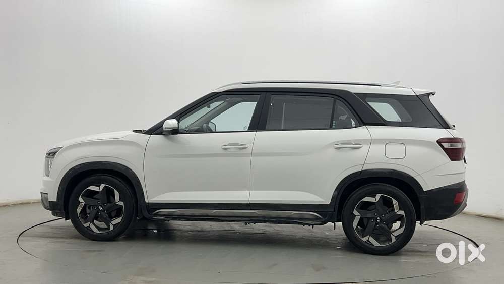 Hyundai Alcazar Platinum, 2022, Petrol