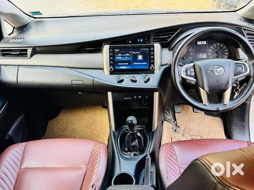 Toyota Innova Crysta 2022 Petrol 128000 Km Driven