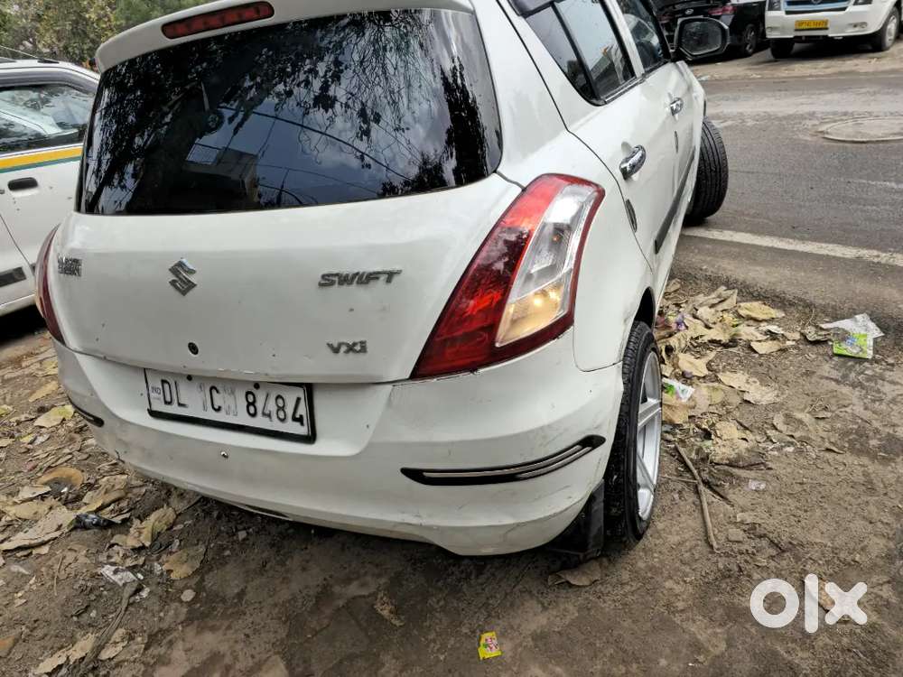 Maruti Suzuki Swift 2013 Cng & Hybrids Vip Number(8484) & 17inch Alloy