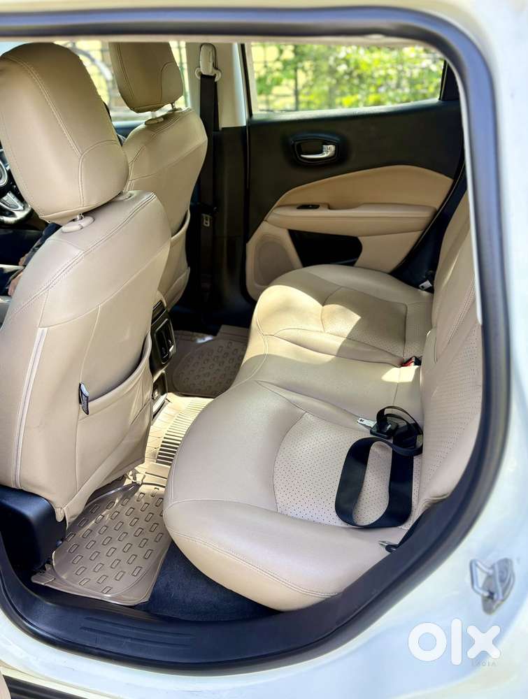 Jeep Compass 2.0 Longitude Option, 2017, Petrol