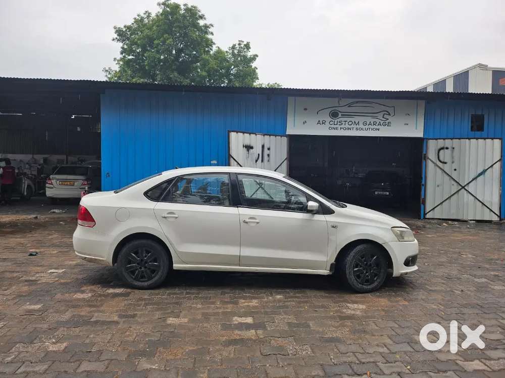 Volkswagen Vento 2013 Petrol 90000 Km Driven