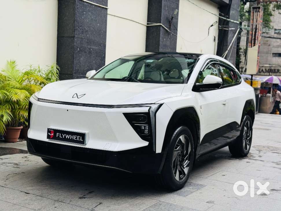 Mahindra Xev 9e Three B79 Kwh, 2025, Electric