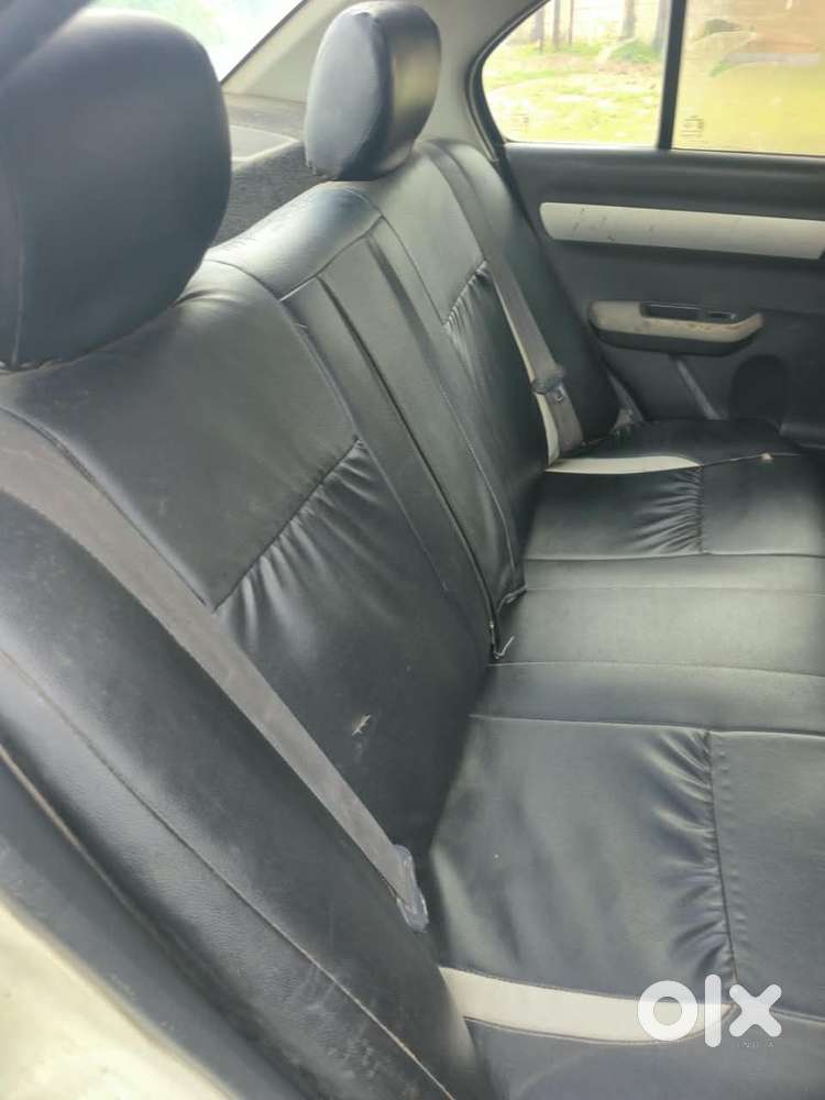 Maruti Swift Dzire 2011