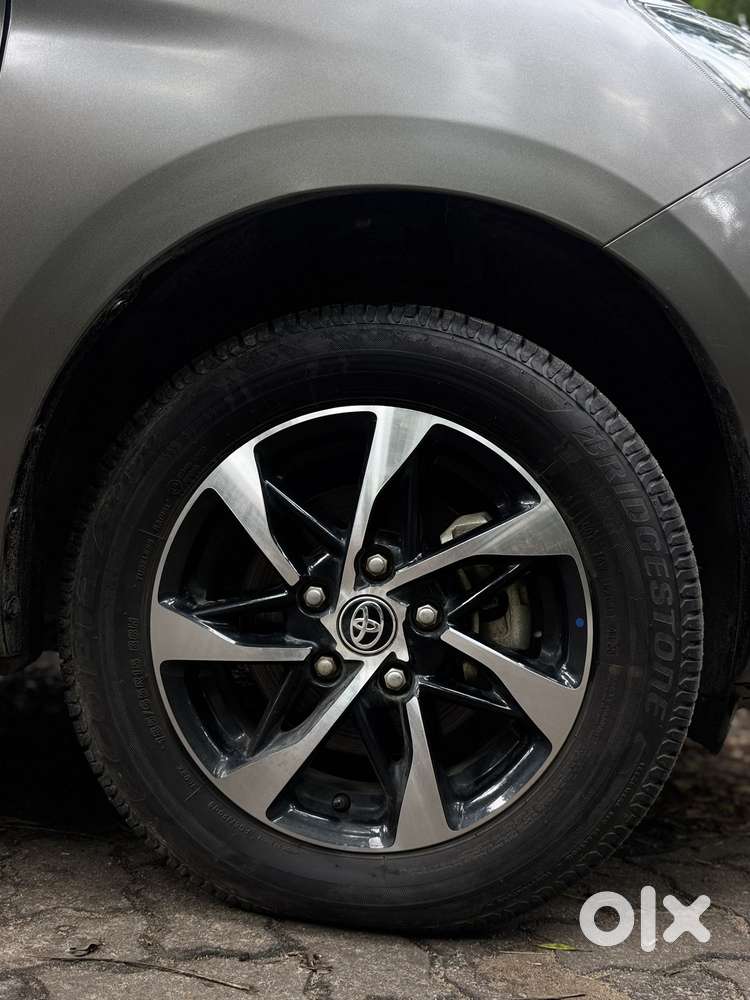 Toyota Rumion V Mt, 2025, Petrol