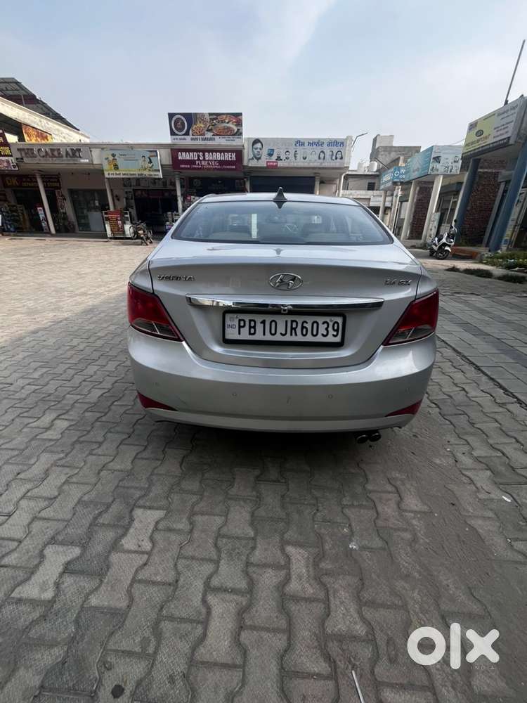 Hyundai Fluidic Verna 2017