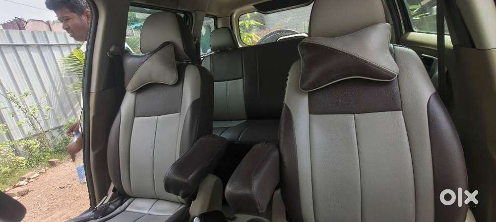 Mahindra Tuv 300 T10, 2016, Diesel