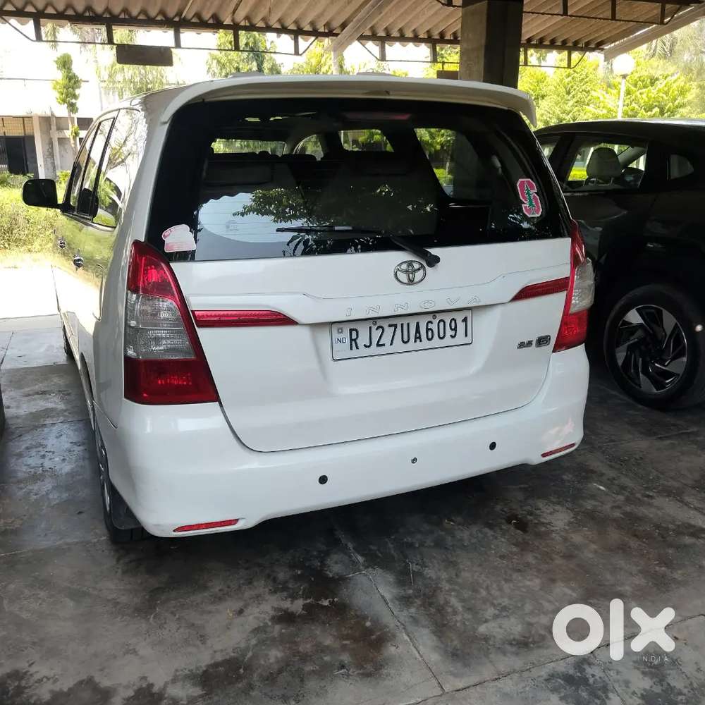Toyota Innova Diesel 7 Str 2013 Model