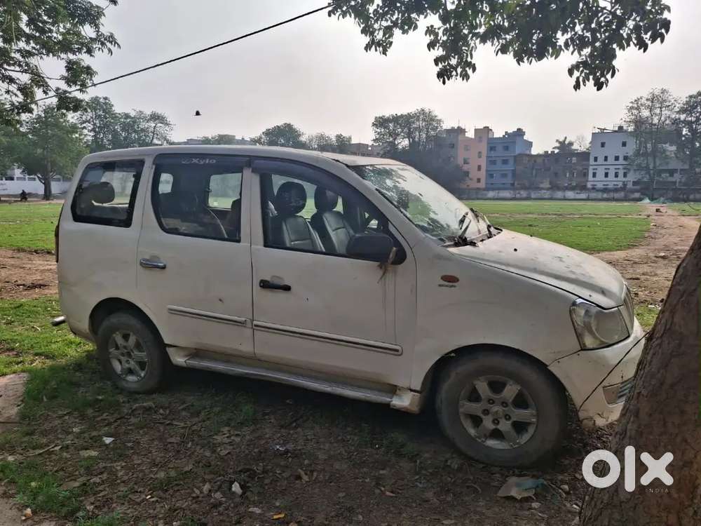 Mahindra Xylo E8 Model