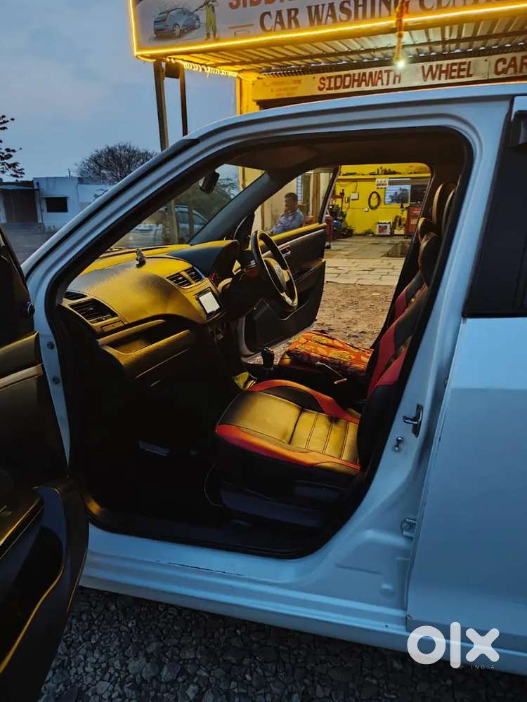 Maruti Suzuki Swift 2012