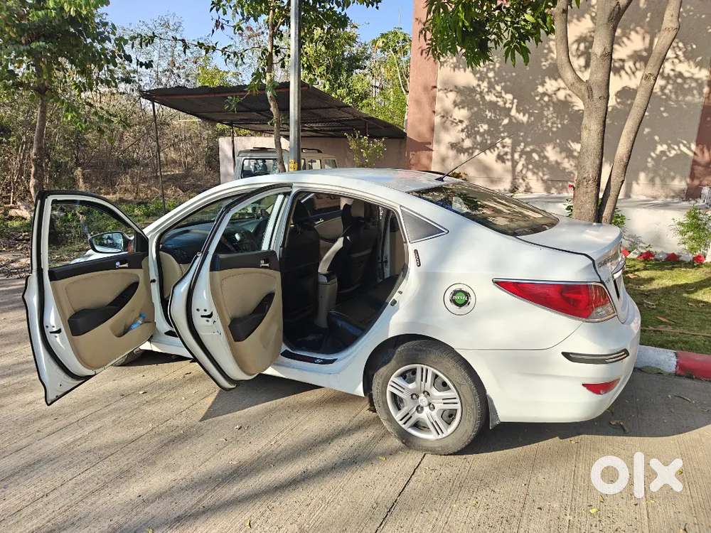 Hyundai Fluidic Verna 2014