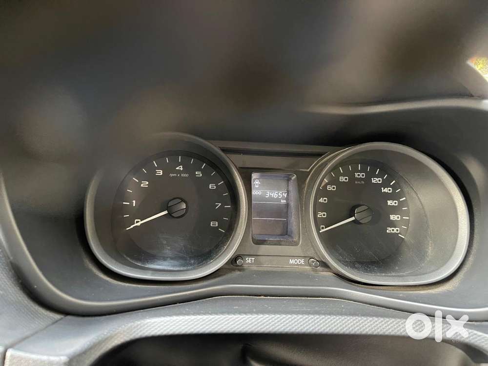 Tata Nexon 1.2 Revotron Xm (s), 2018, Petrol