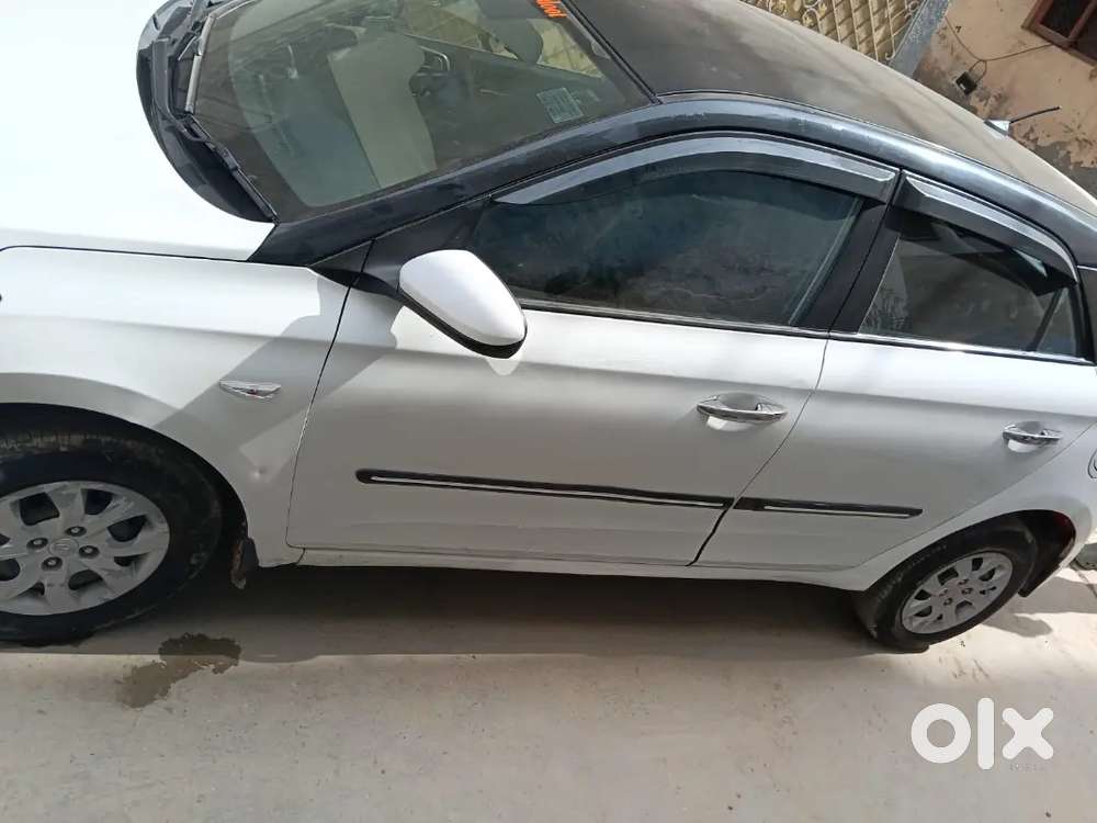Hyundai Elite I20 2017 Petrol 64000 Km Driven