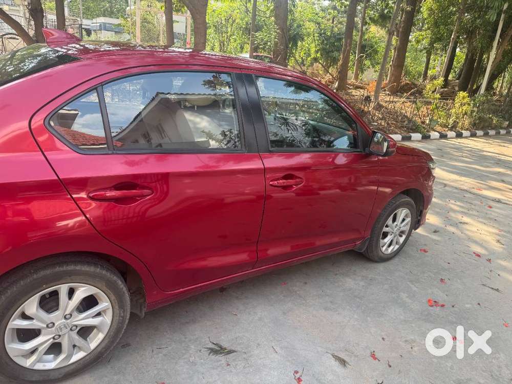 Honda Amaze 2019 Petrol 2600 Km Driven  Driven By Senior Citizen
