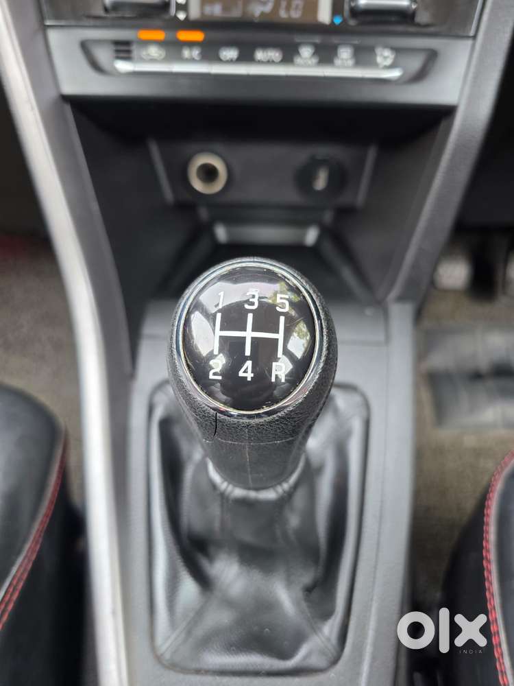 Maruti Suzuki Brezza 1.5 Vxi Smart Hybrid, 2022, Petrol