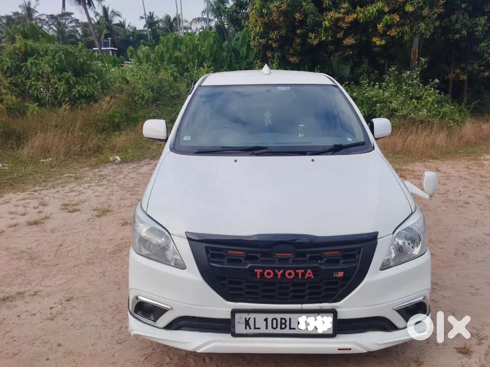 Toyota Innova 2010 Diesel Well Maintained