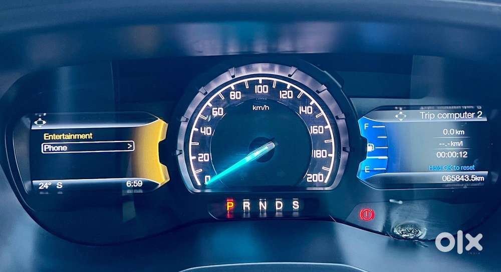Ford Endeavour 3.2 Trend At 4x4, 2016, Diesel