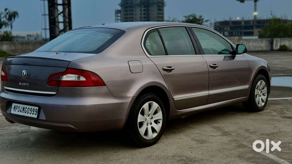 Skoda Superb 1.8 Elegance Tsi At, 2012, Petrol