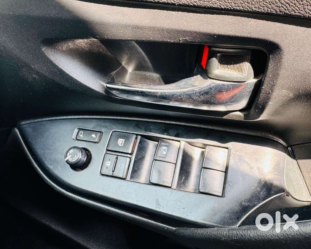 Toyota Innova Crysta [2020-ongoing] 2.4 Gx 8 Str, 2020, Diesel