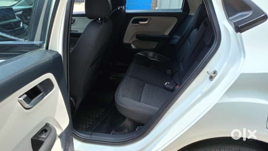 Tata Altroz Xz, 2022, Petrol