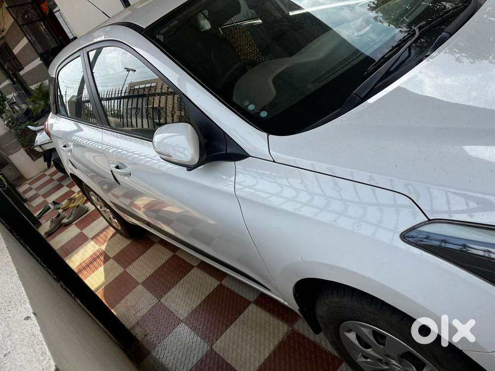 Hyundai I20 Sportz Petrol 2017