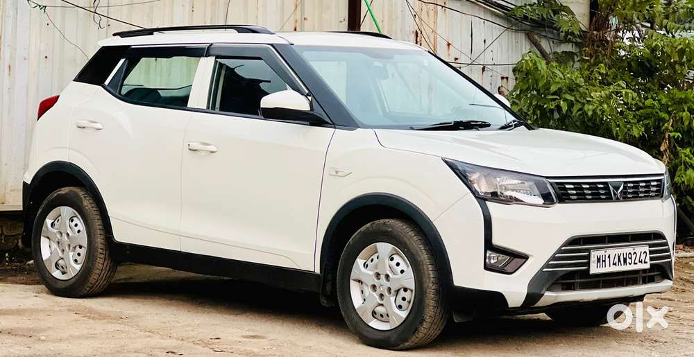Mahindra Xuv300 W4, 2023, Petrol
