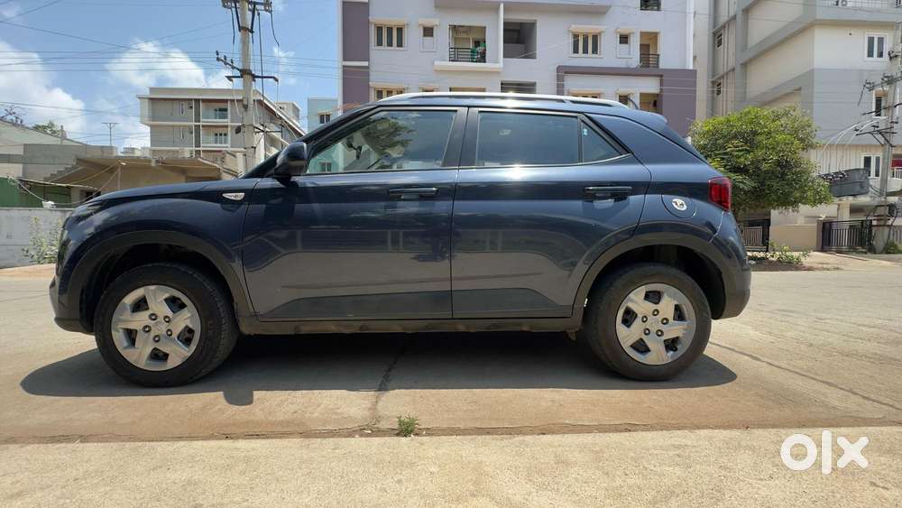 Hyundai Venue S Mt 1.2 Kappa, 2022, Petrol