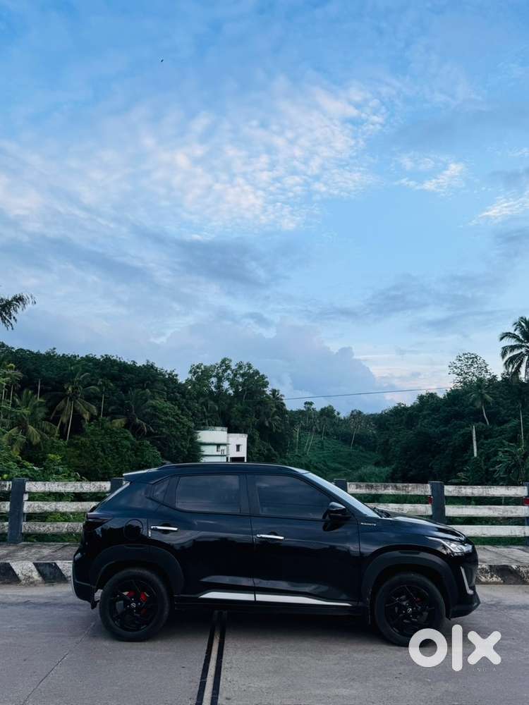 Nissan Magnite 2023 Model Black Colour
