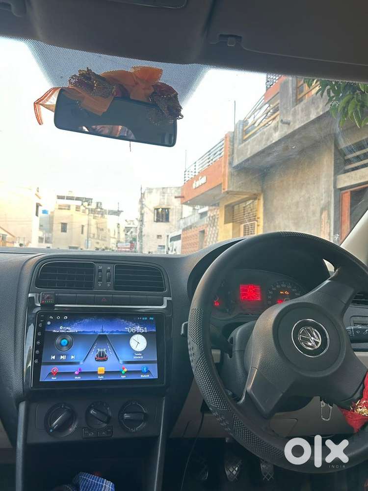 Volkswagen Polo Petrol Manual 2012
