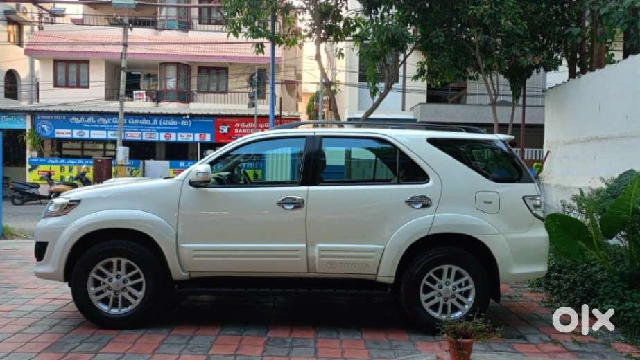 Toyota Fortuner 4x2 Mt 2.8 Diesel, 2014, Diesel