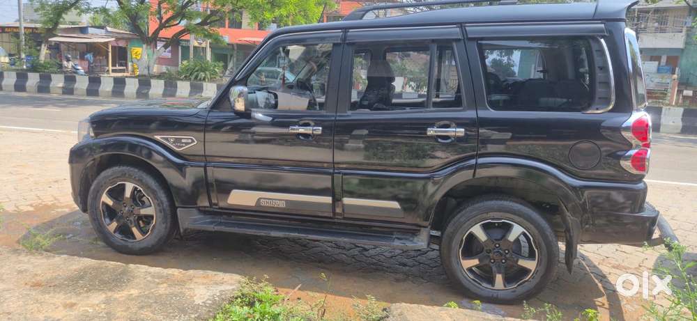 Mahindra Scorpio Classic 2.2 S 11 Mt 7 Str, 2023, Diesel