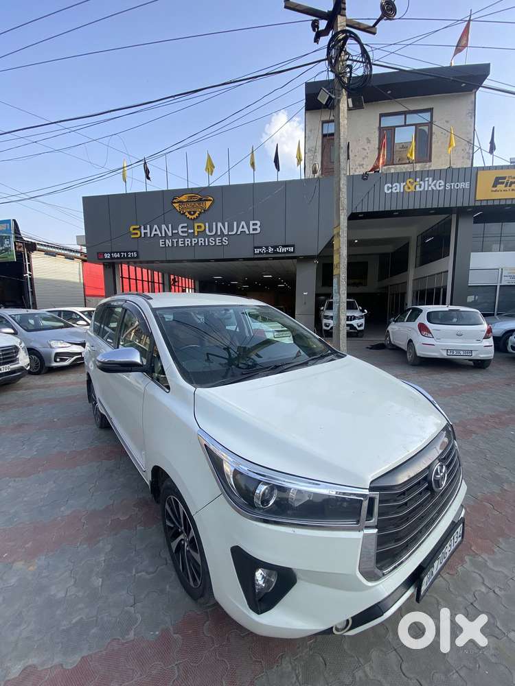 Toyota Innova Crysta 2.5z, 2022, Diesel