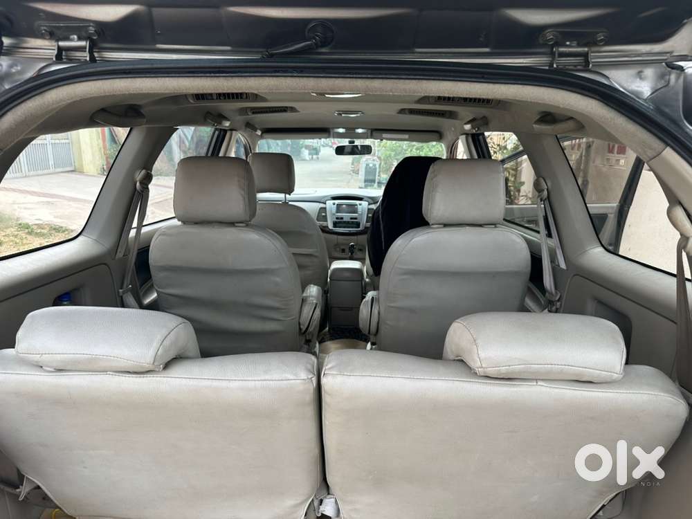 Toyota Innova 2012 Diesel Well Maintained