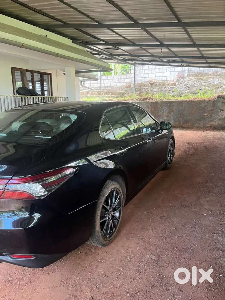 Toyota Camry Hybrid 2024