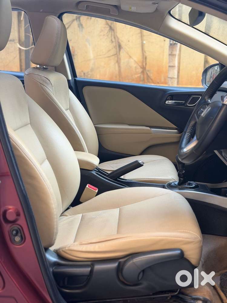 Honda City V Mt Sunroof, 2018, Petrol