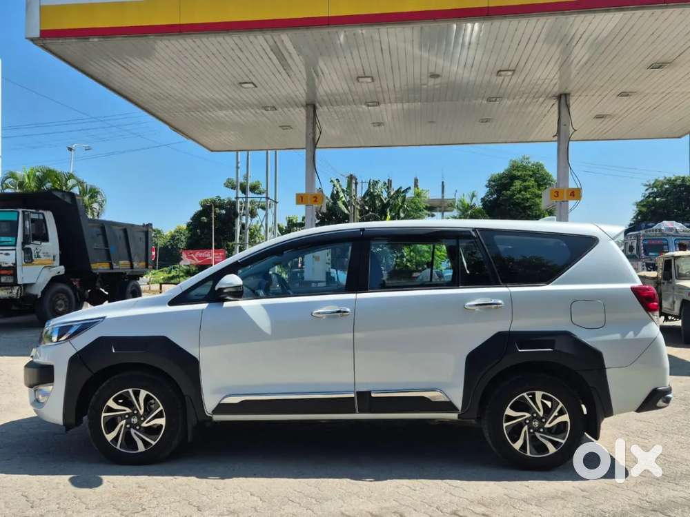 Toyota Innova Crysta, 2025, Diesel