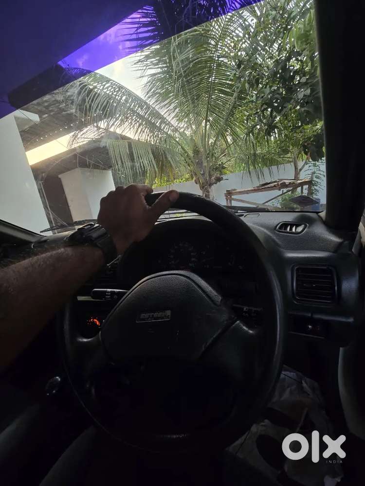 Maruti Suzuki Esteem 2001