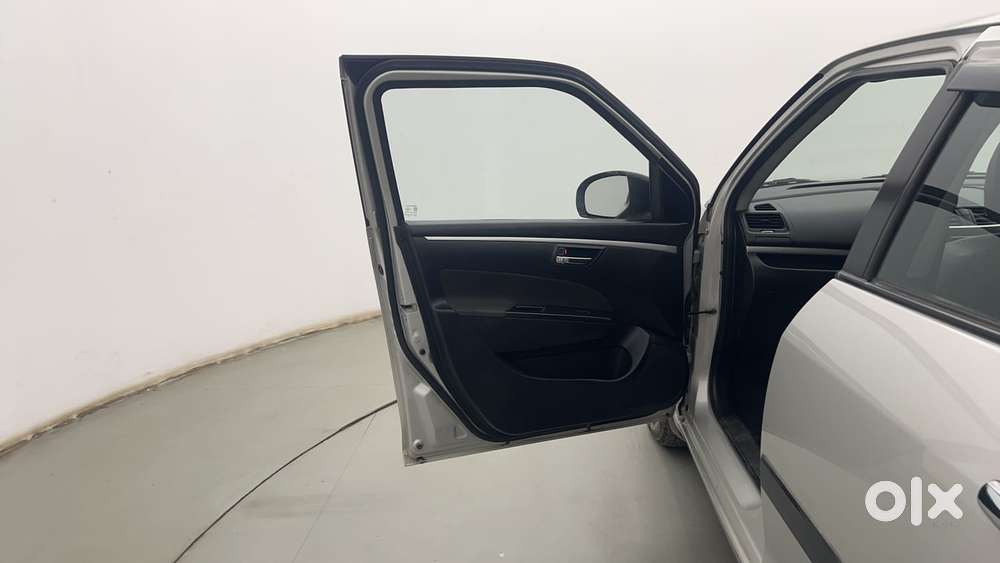 Maruti Suzuki Swift Vvt Vxi, 2017, Petrol