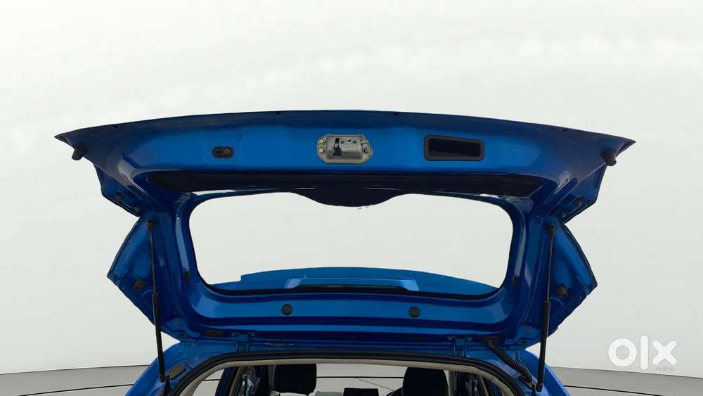 Tata Nexon 1.2 Revotron Xt, 2018, Petrol