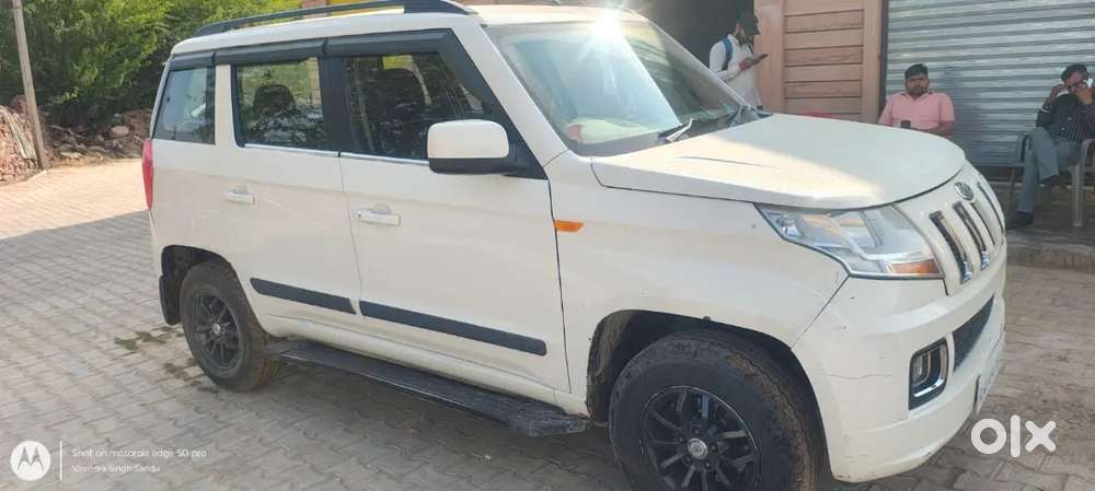 Mahindra Tuv 300 2015 Diesel Good Condition
