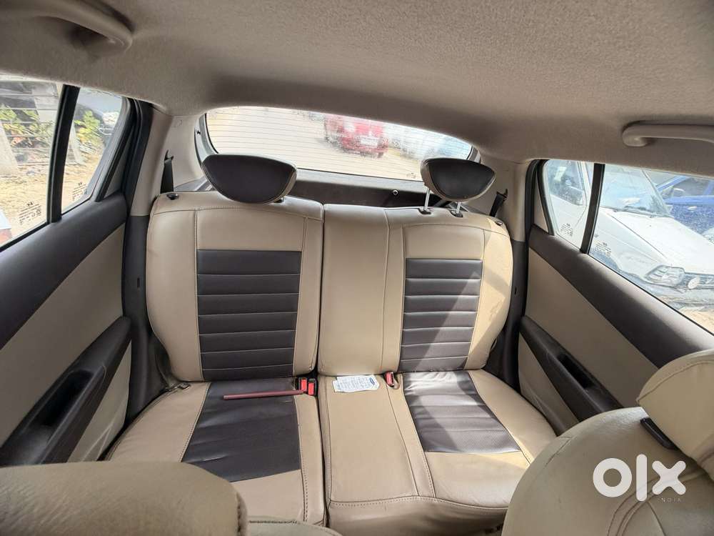 Hyundai I20 New Sportz At 1.4, 2012, Diesel