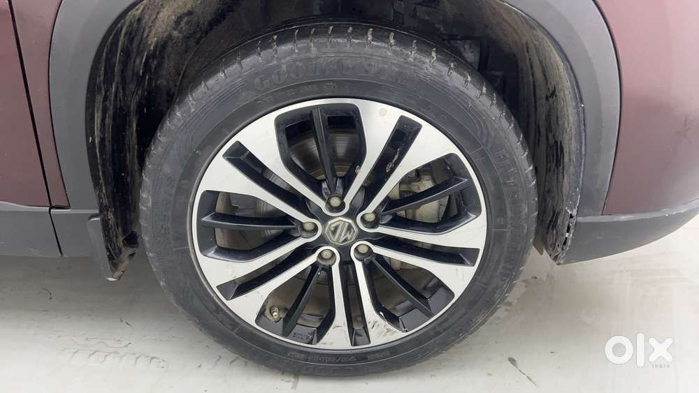 Mg Hector Plus 1.5 Hybrid Sharp Turbo 6 Str, 2022, Cng & Hybrids